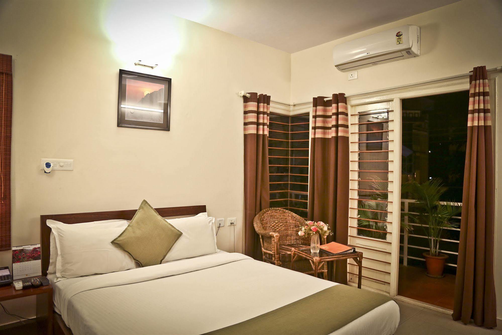Maple Suites, Serviced Apartments Bangalore Exterior foto